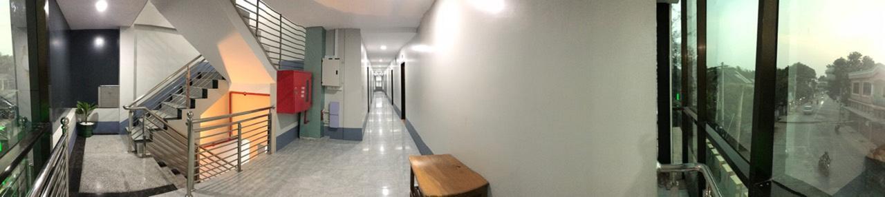 Hotel San Taw Win Pathein Esterno foto