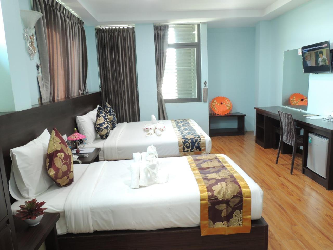 Hotel San Taw Win Pathein Esterno foto